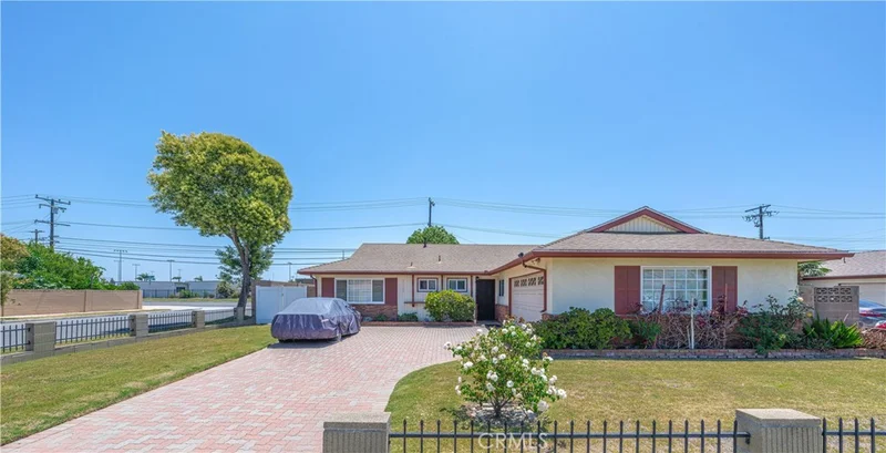 11566 Azalea Avenue, Fountain Valley, CA 92708