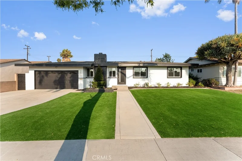 1223 S East Gates Street, Anaheim, CA 92804