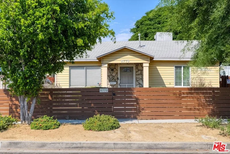 8770 Norris Avenue, Sun Valley, CA 91352