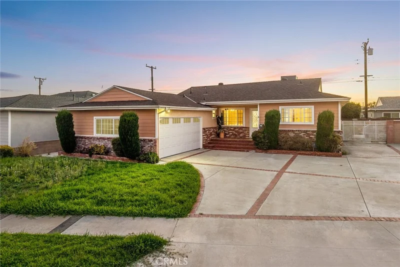 11315 Groveside Avenue, Whittier, CA 90604