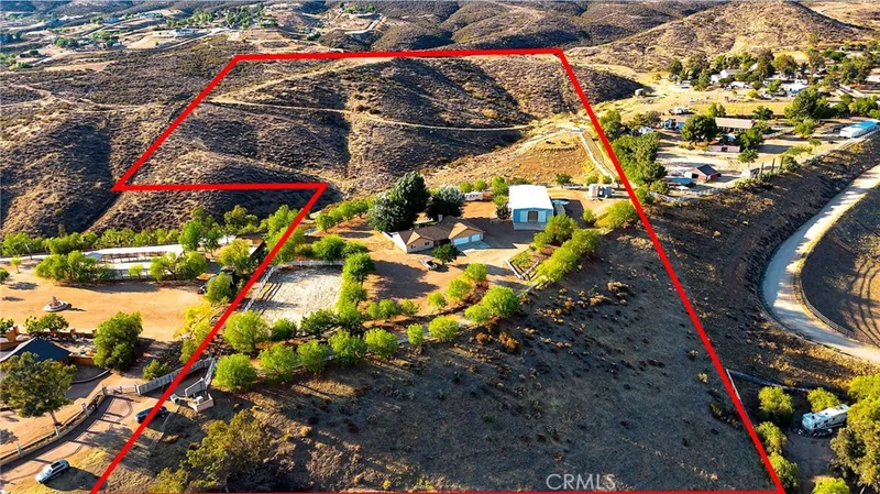 Photo 2 of 11709 Mint Canyon Road