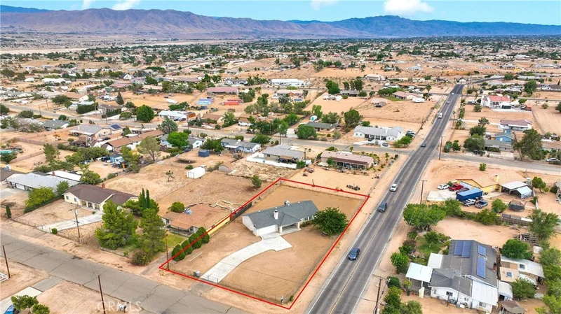 11389 Jacaranda Avenue, Hesperia, CA 92345