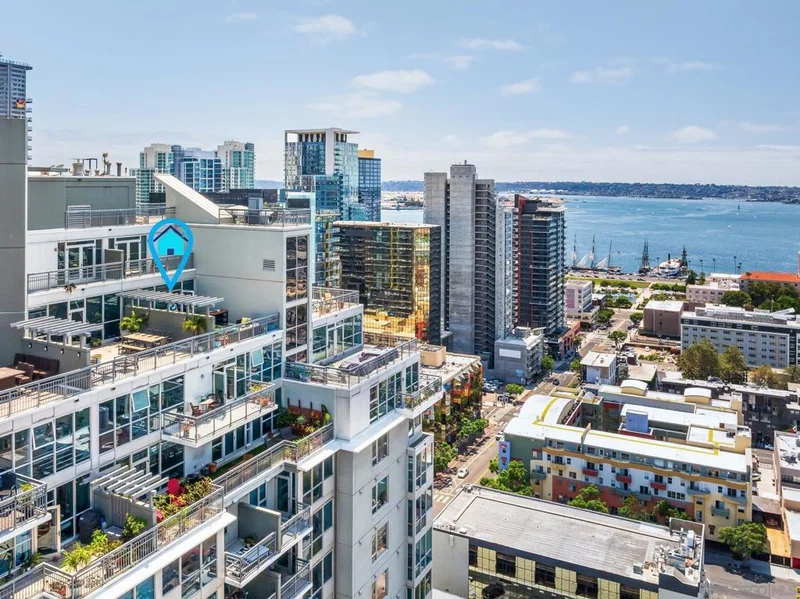 300 W Beech St 2302, San Diego, CA 92101