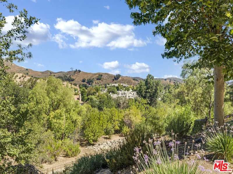 4240 Lost Hills Road 3004, Calabasas, CA 91301