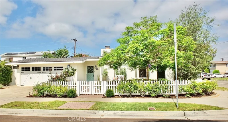 2285 Avalon, Costa Mesa, CA 92626