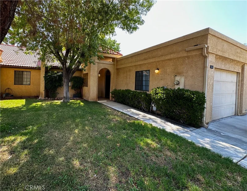 11665 Ash Street, Apple Valley, CA 92308