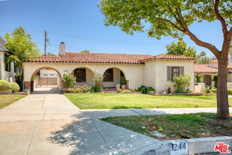 1244 Norton Avenue, Glendale, CA 91202
