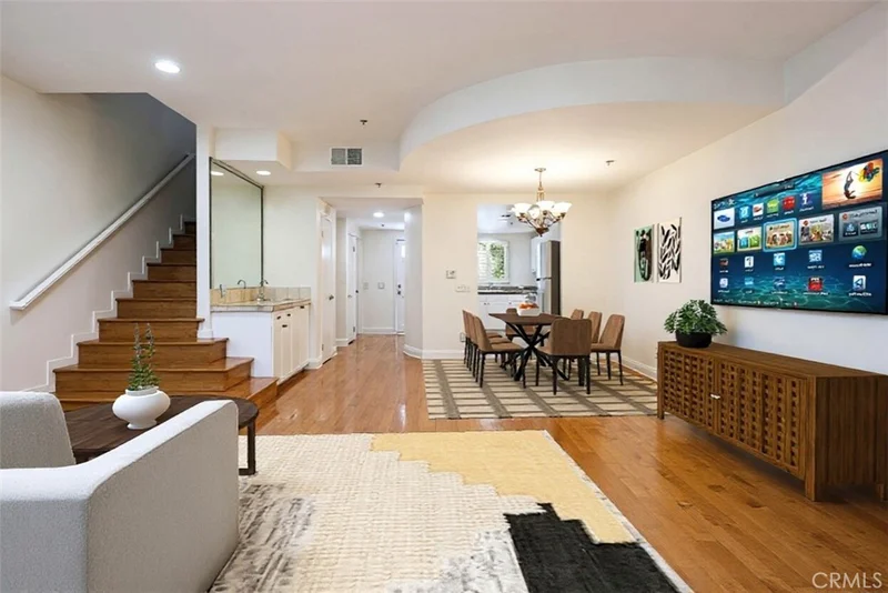 5107 Coldwater Canyon Avenue 10, Sherman Oaks, CA 91423
