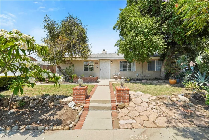 11255 Paso Robles Ave, Granada Hills, CA 91344