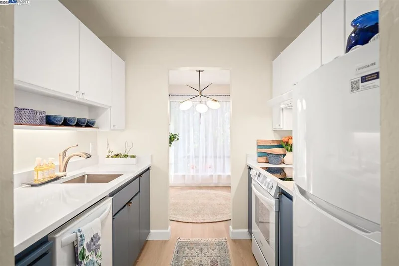 430 N Civic Drive 313, Walnut Creek, CA 94596