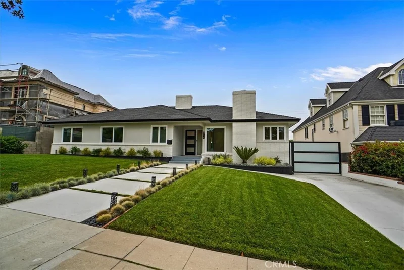 914 E Grinnell Drive, Burbank, CA 91501