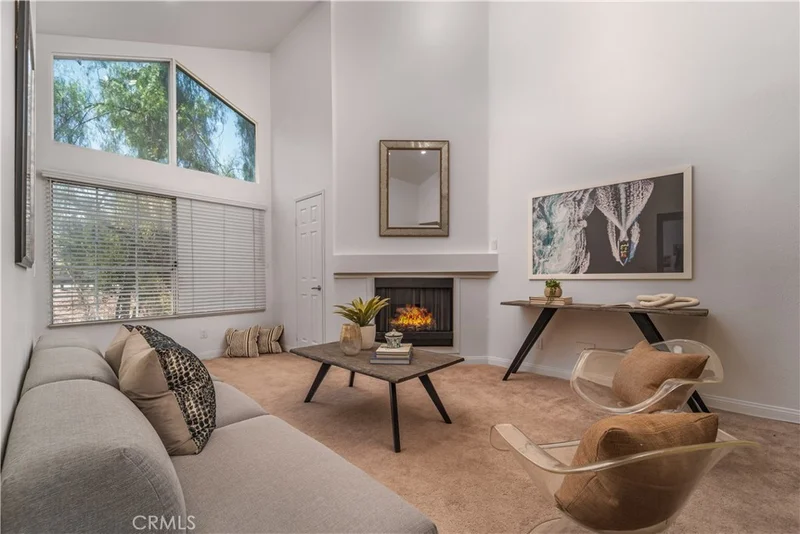 5515 Canoga Avenue 317, Woodland Hills, CA 91367