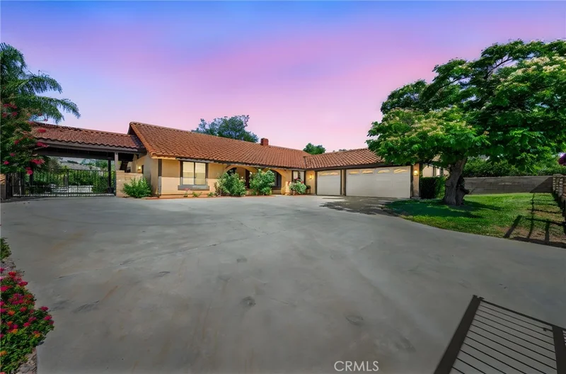 11395 Knoll Vista Street, Moreno Valley, CA 92555