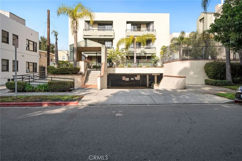 1237 E 6th Street 201, Long Beach, CA 90802