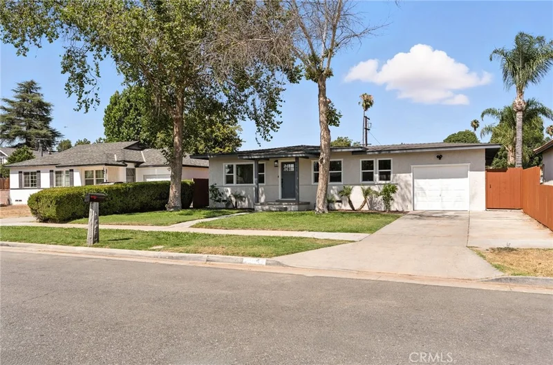 4165 Saint George Place, Riverside, CA 92504