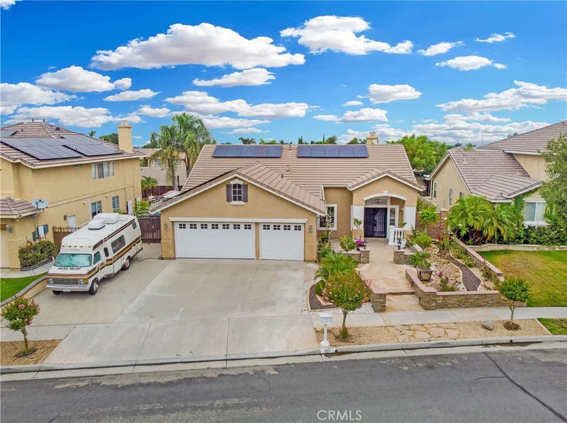 1151 Paseo Tasco Circle, Corona, CA 92882