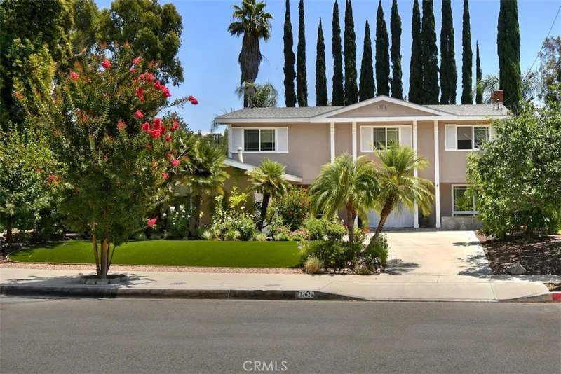 22624 Liberty Bell Road, Calabasas, CA 91302