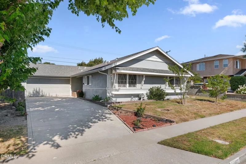 297 S Crocker Avenue, Ventura, CA 93004