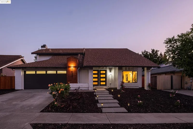 1485 Deschutes Pl