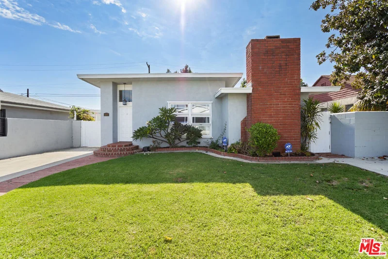 4157 Tivoli Avenue, Los Angeles, CA 90066