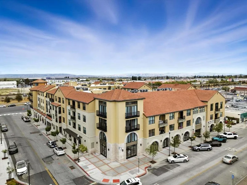 1001 Laurel Street 223, San Carlos, CA 94070