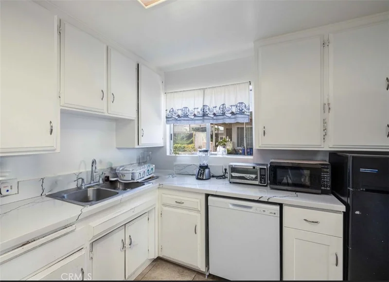 12461 Pine Street, Garden Grove, CA 92840
