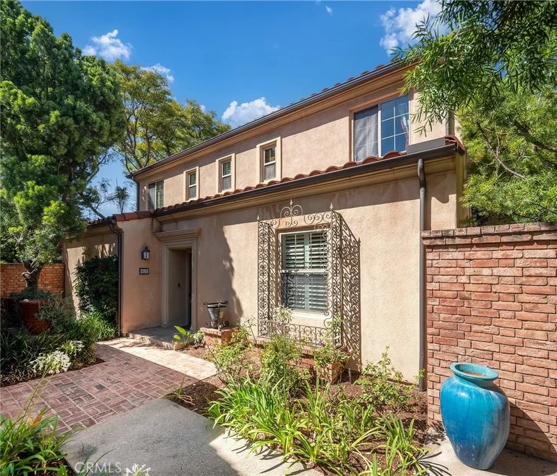63 Splendor, Irvine, CA 92618