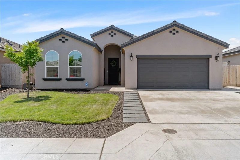 1183 Bristlecone Drive, Madera, CA 93638