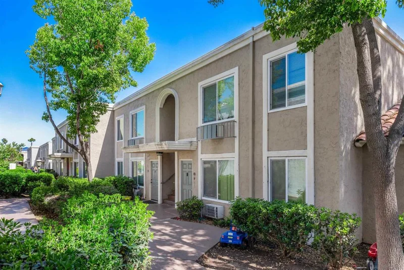 1240 N Broadway 8, Escondido, CA 92026