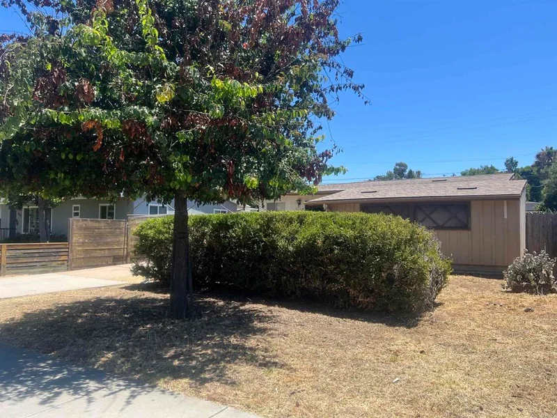1145 E 3rd Avenue, Escondido, CA 92025