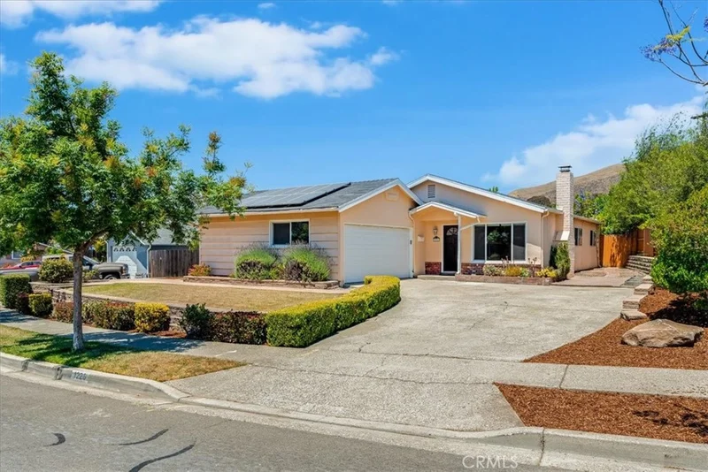 1226 Briarwood Drive, San Luis Obispo, CA 93401