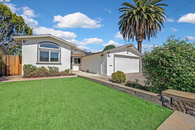 44840 Camellia Dr