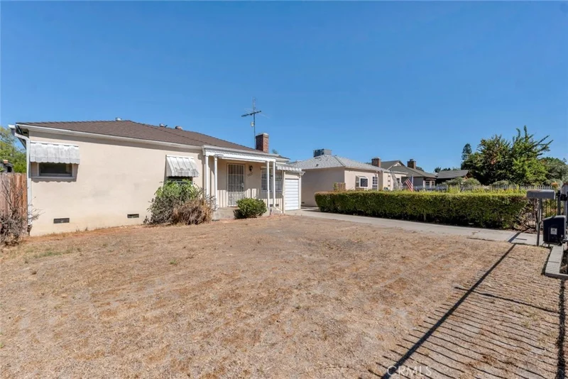 6252 Camellia Avenue, North Hollywood, CA 91606