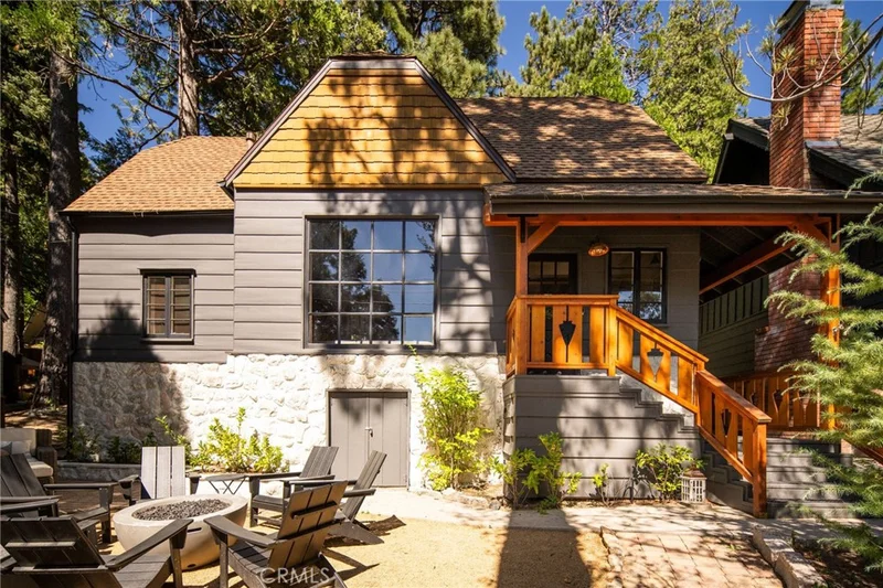 117 John Muir Road, Lake Arrowhead, CA 92352