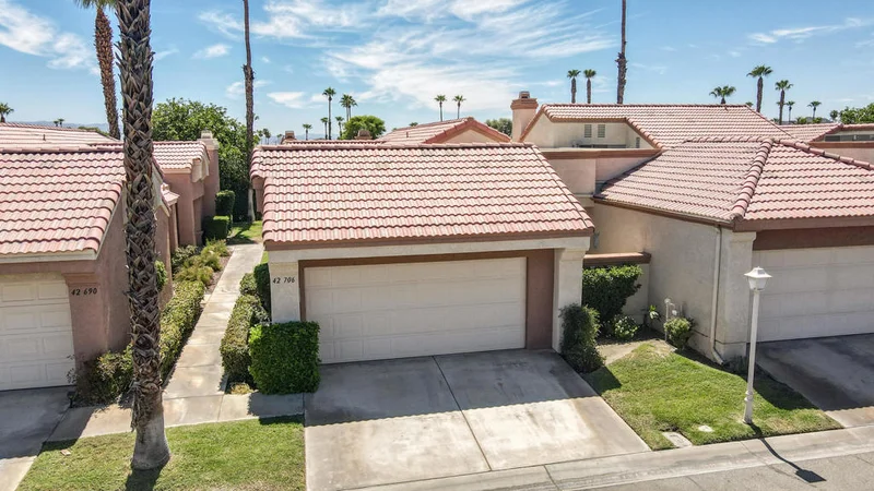 42706 Liolios Drive, Palm Desert, CA 92211