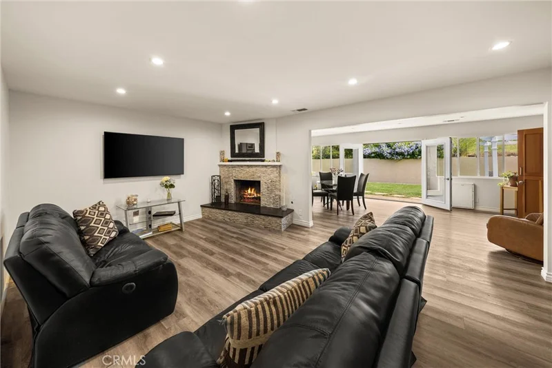 355 Glennora Way, Buellton, CA 93427