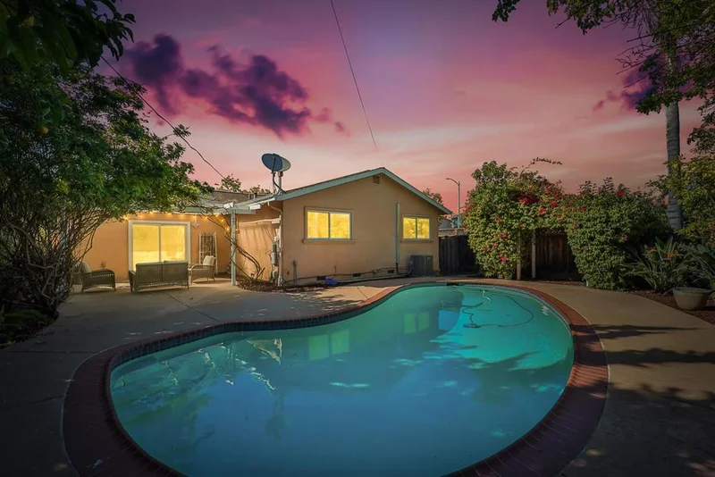 4510 Calaveras Avenue, Fremont, CA 94538