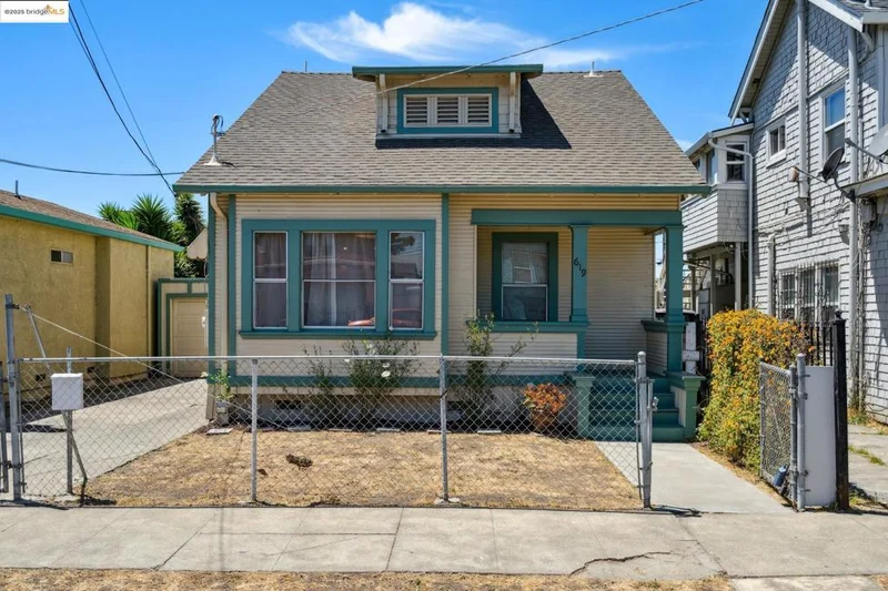 619 11th St., Richmond, CA 94801-2722