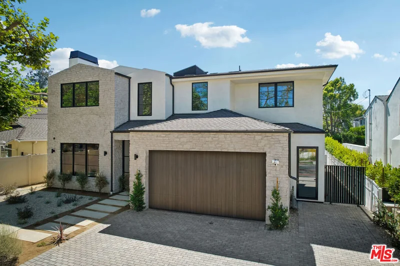 4113 Woodman Avenue, Sherman Oaks, CA 91423