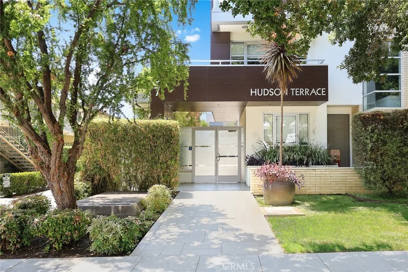 257 S Hudson Avenue 108, Pasadena, CA 91101