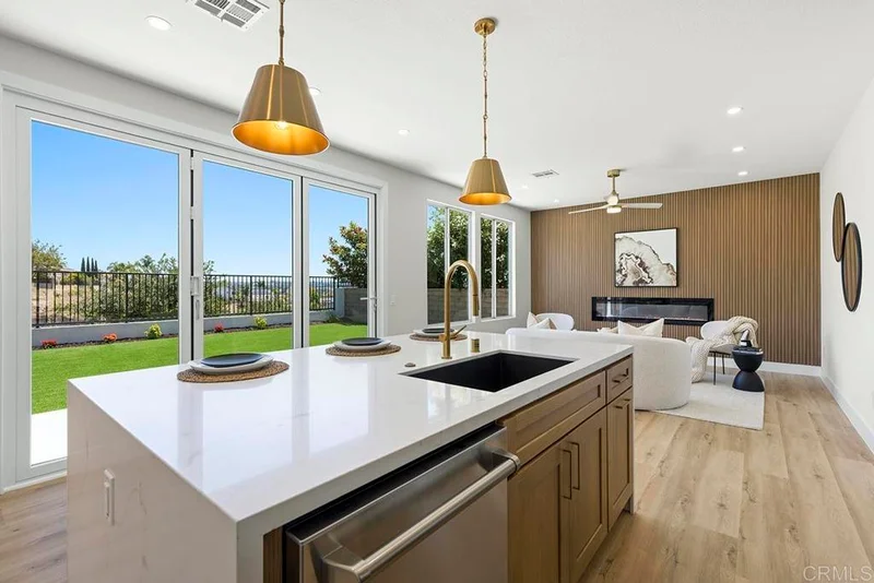5489 Panoramic Lane, San Diego, CA 92121