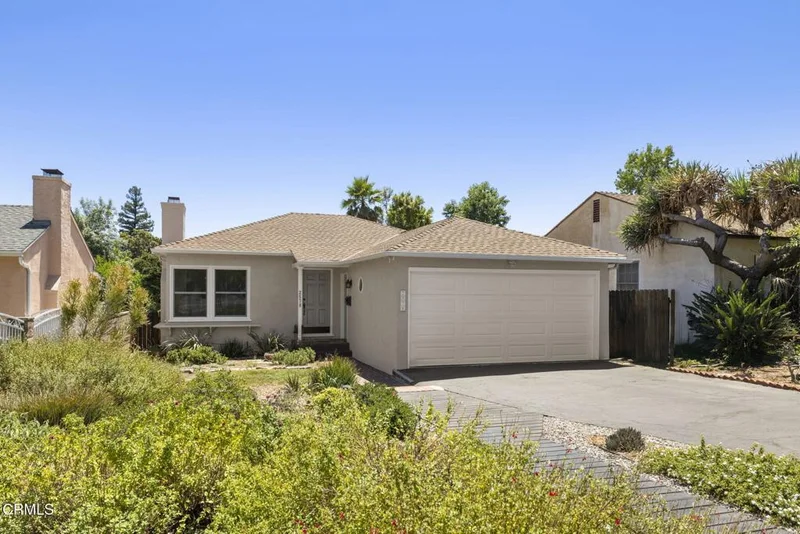 2578 New York Drive, Altadena, CA 91001