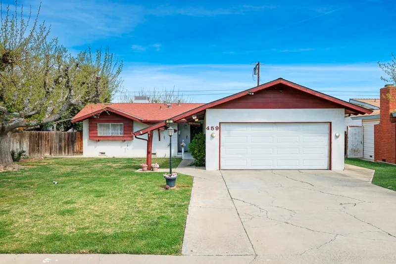 459 Roosevelt Street, Coalinga, CA 93210