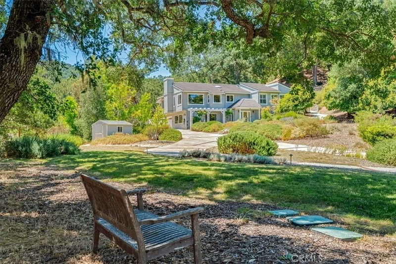 11555 Cenegal Road, Atascadero, CA 93422