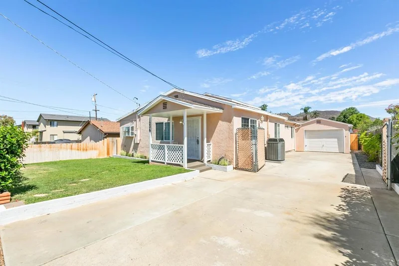 1234 Persimmon Avenue, El Cajon, CA 92021