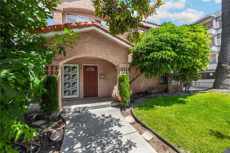 426 Daisy Avenue, Long Beach, CA 90802