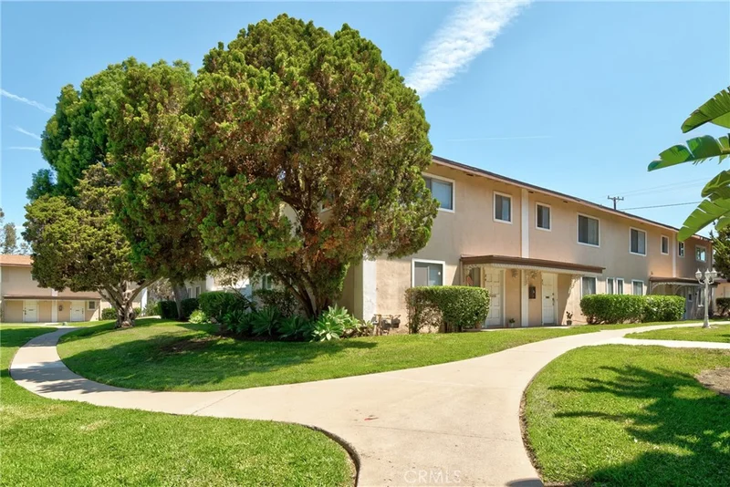 2525 N Bourbon Street H1, Orange, CA 92865