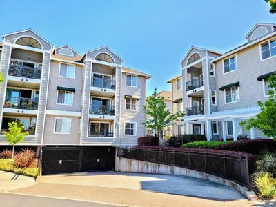 1982 W Bayshore Road 214