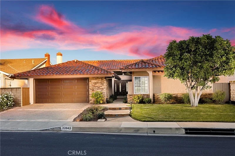 22842 Buendia, Mission Viejo, CA 92691