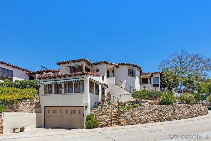 2755 Eagle Street, San Diego, CA 92103